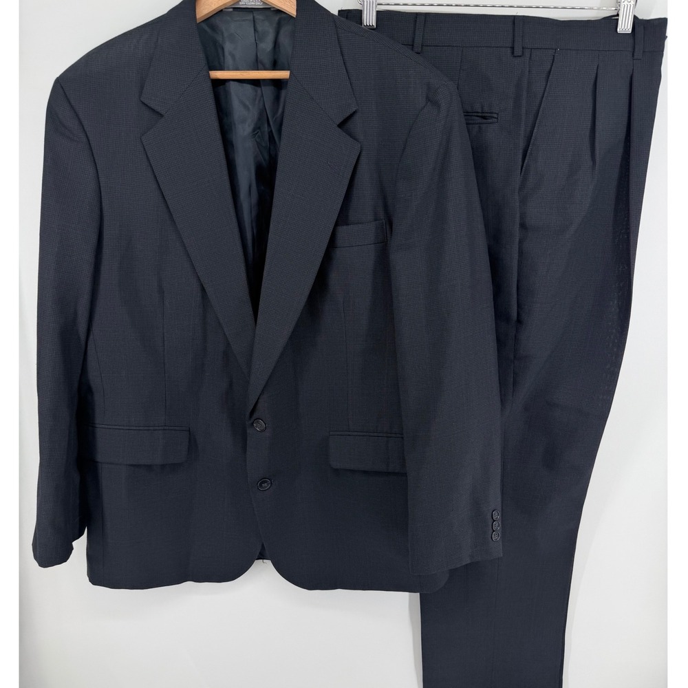 Haggar Gentleman's Fit Mens Charcoal Micro Check 2 Piece Pleated Suit 44R 36x31